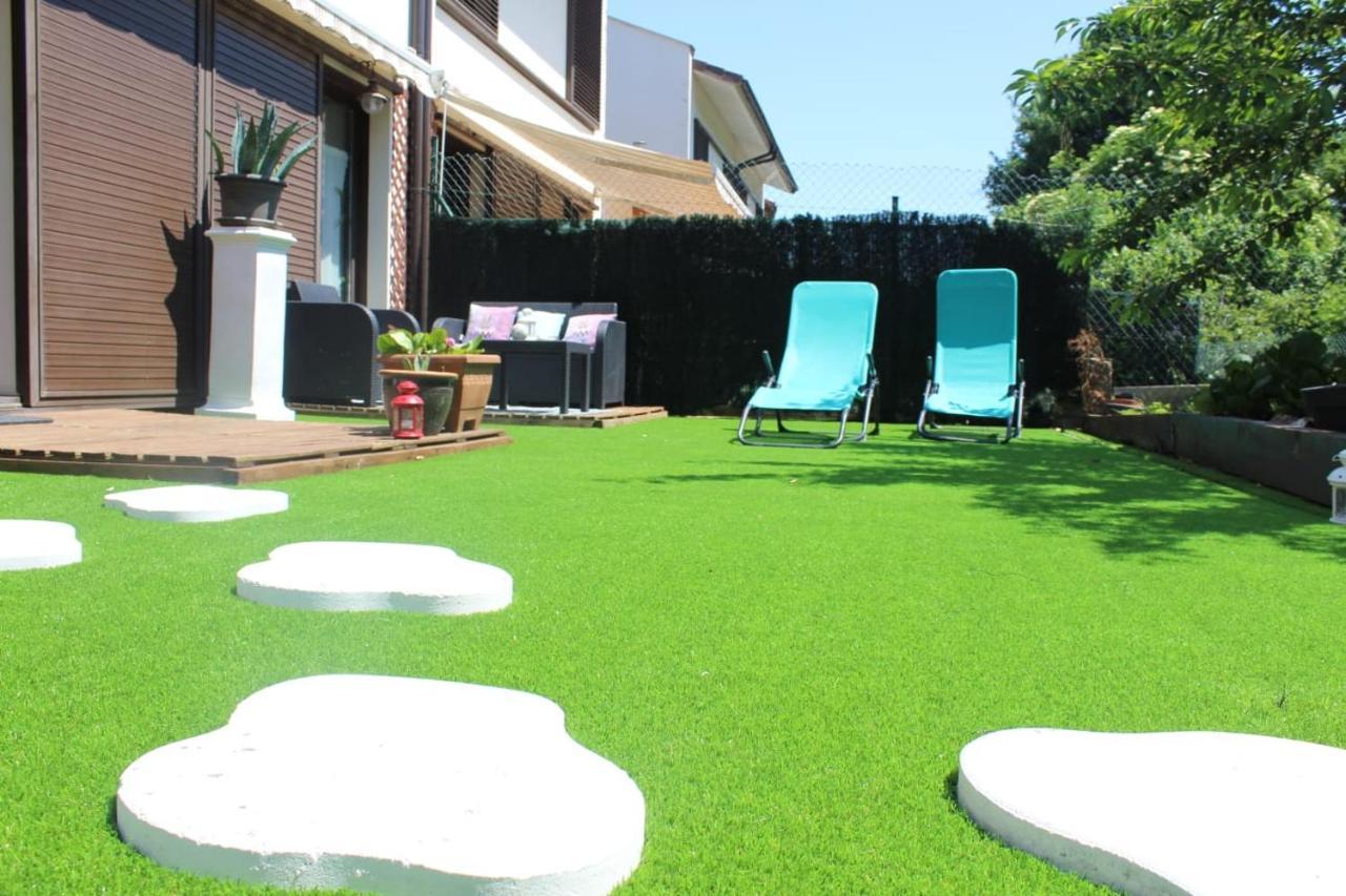 Casa Tau Pension Larrasoana Buitenkant foto