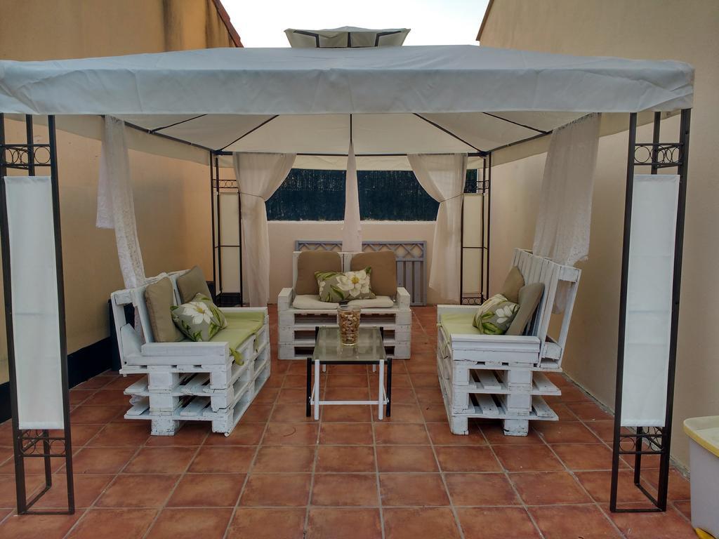 Casa Tau Pension Larrasoana Buitenkant foto
